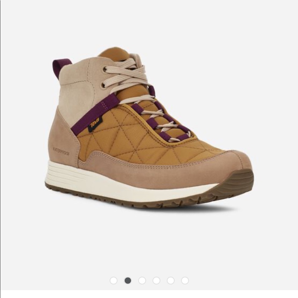 Teva Ember commute boot waterproof